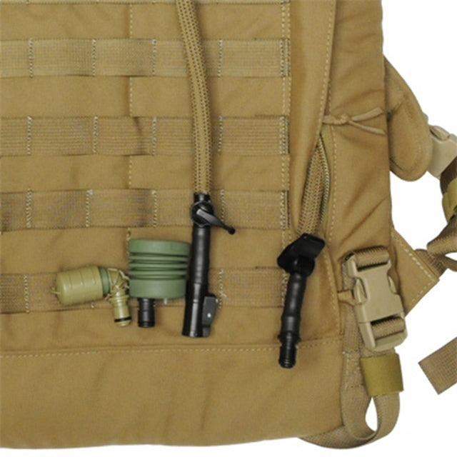 US（米軍放出品）SOURCE Tactical Gear AquaSource 25L Water Tanker Coyote [25リットル ハイドレーション]