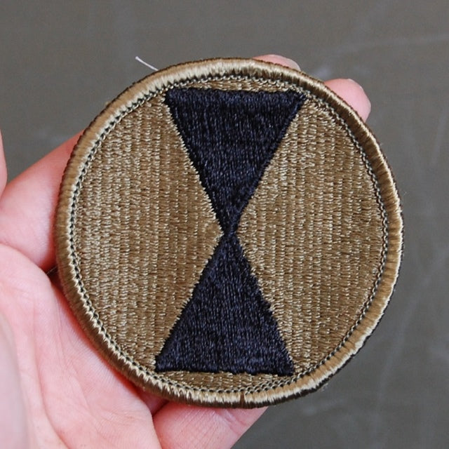 Military Patch US Army 7th Infantry Division [Subdude] [Letter Pack Plus compatible] [Letter Pack Light compatible]