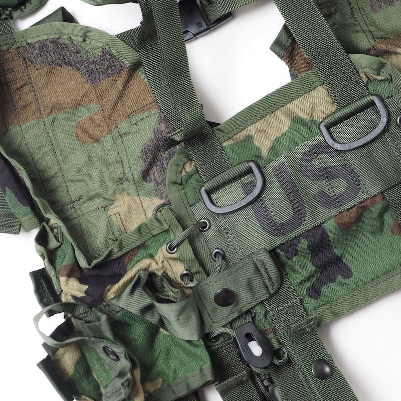 US（米軍放出品）40mmグレネードキャリアベスト Woodland