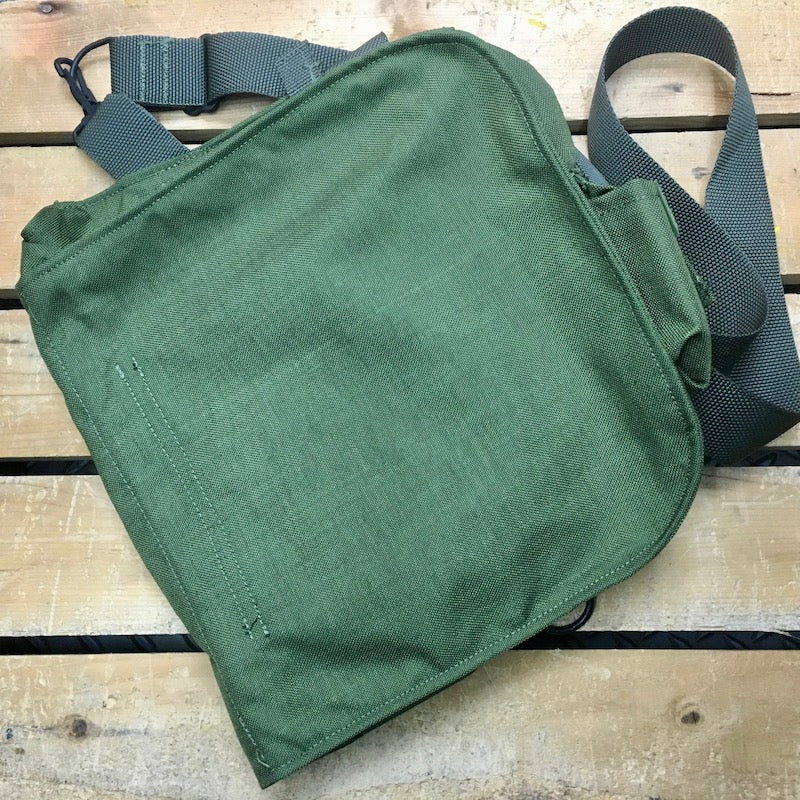 US (US military release product) nylon gas mask bag OD