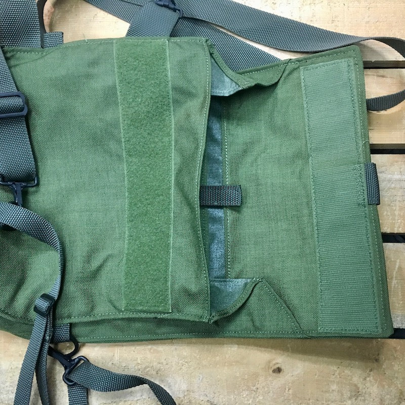 US (US military release product) nylon gas mask bag OD