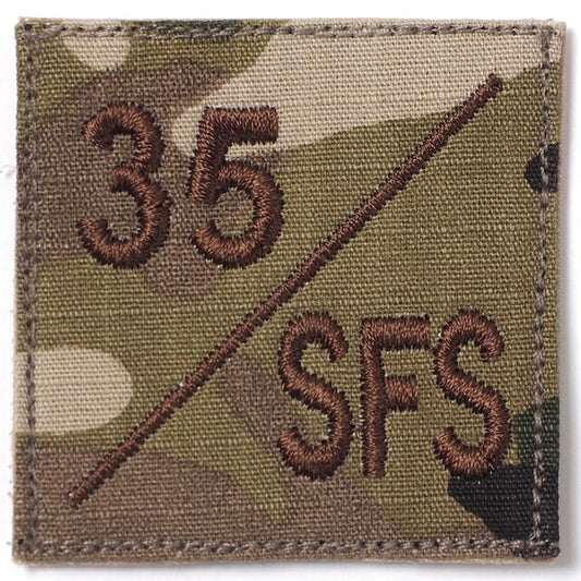 Military Patch（ミリタリーパッチ）35 / SFS スクエアパッチ 四角形 スパイスブラウン OCP [フック付き]【レターパックプラス対応】【レターパックライト対応】