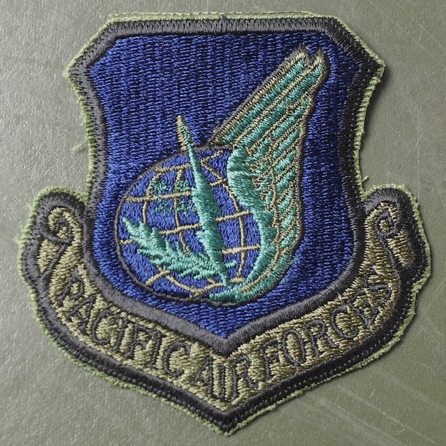 Military Patch（ミリタリーパッチ）PACIFIC AIR FORCE カットエッジ [サブデュード]【レターパックプラス対応】【レターパックライト対応】