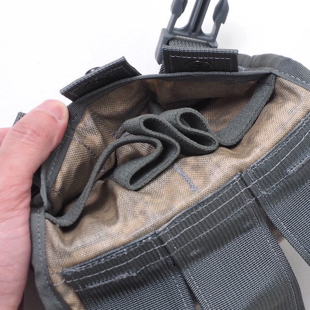 US（米軍放出品）DFLCS Triple 40mm Grenade Pouch ABU [MOLLEスタイル][中古未使用品][トリプル40mmグレネードポーチ]【レターパックプラス対応】