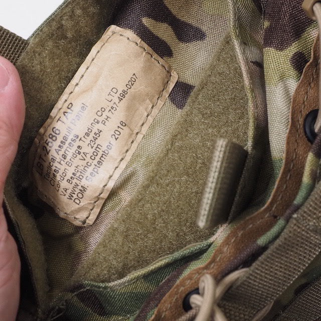 US（米軍放出品）タクティカルアサルトパネル チェストハーネス [Multicam][LBT-2586 TAP][Tactical Assault Panel Chest Harness]