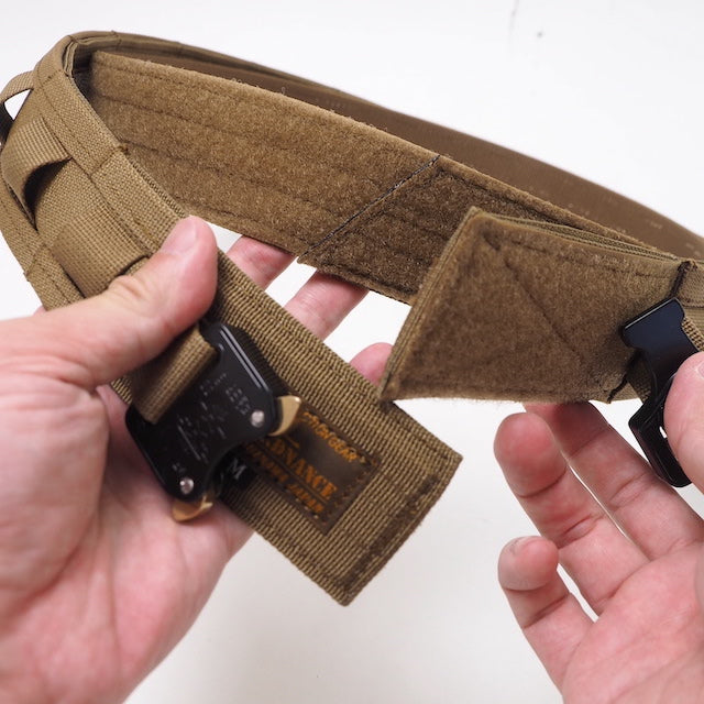 ORDNANCE TACTICAL OKINAWA（オードナンス）PISTOL BELT MOLLE SYSTEM [Coyote] ブラックバックル仕様 [Mサイズ、Lサイズ][MOLLE][Austri Alpin]