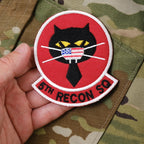 Military Patch（ミリタリーパッチ）5TH RECON SQ 米国旗 マスク [フック付き]【レターパックプラス対応】【レターパックライト対応】