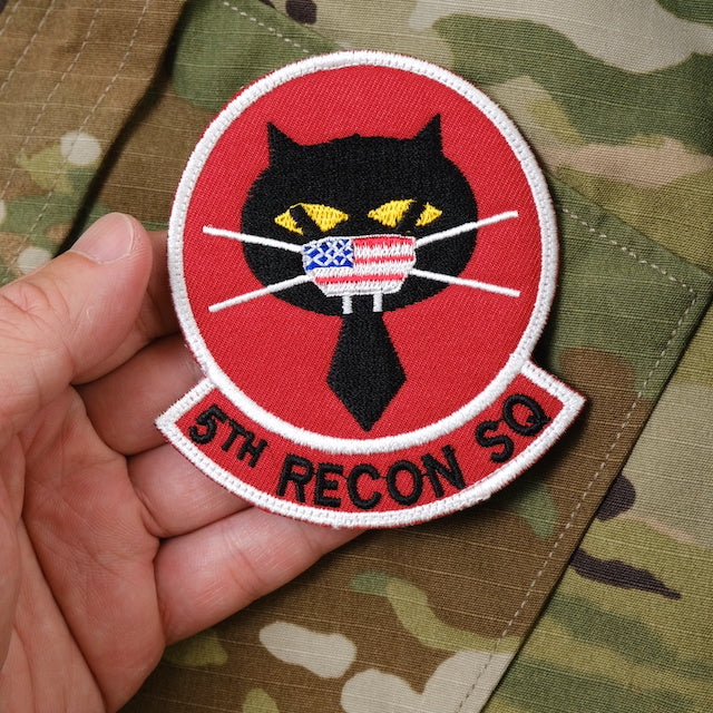 Military Patch（ミリタリーパッチ）5TH RECON SQ 米国旗 マスク [フック付き]【レターパックプラス対応】【レターパックライト対応】