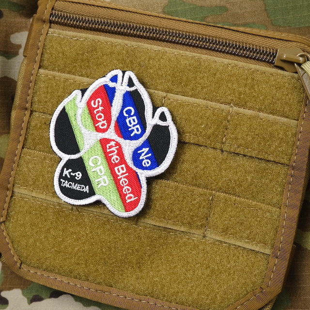 Military Patch（ミリタリーパッチ）K-9 フットプリント CBRNe パッチ [フック付き]【レターパックプラス対応】【レターパックライト対応】