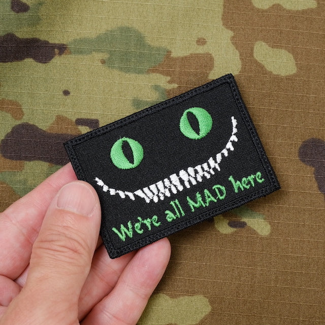 Military Patch（ミリタリーパッチ）We're all Mad here スクエア [フック付き]【レターパックプラス対応】【レターパックライト対応】