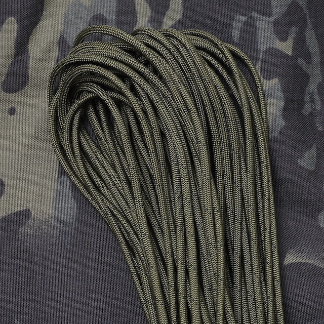 Military（ミリタリー）550 パラコード タイプ3 OD/Black Flecks [50ft 15m][550 Paracord Type III 550 Cord]【レターパックプラス対応】【レターパックライト対応】