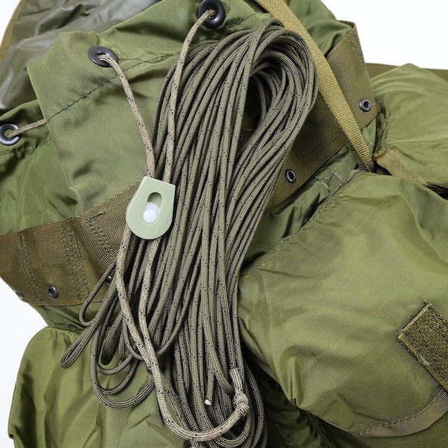 Military（ミリタリー）550 パラコード タイプ3 OD/Black Flecks [50ft