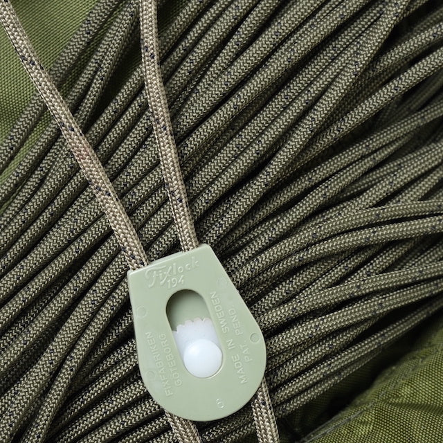 Military（ミリタリー）550 パラコード タイプ3 OD/Black Flecks [50ft 15m][550 Paracord Type III 550 Cord]【レターパックプラス対応】【レターパックライト対応】
