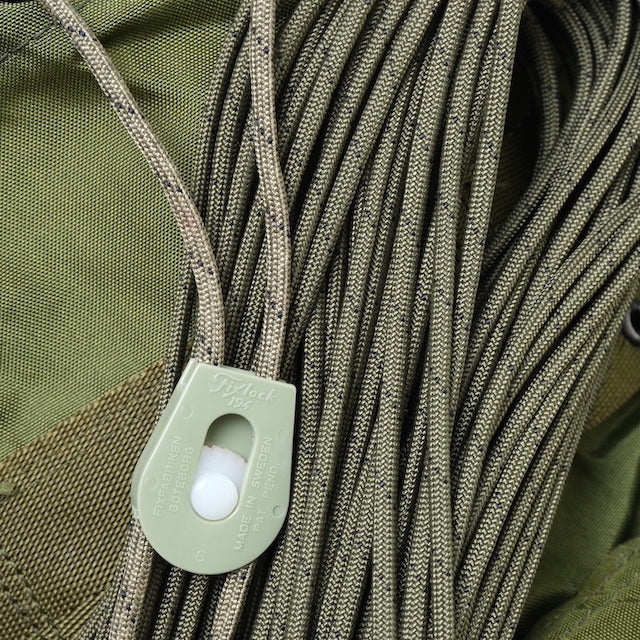 Military（ミリタリー）550 パラコード タイプ3 OD/Black Flecks [50ft 15m][550 Paracord Type III 550 Cord]【レターパックプラス対応】【レターパックライト対応】