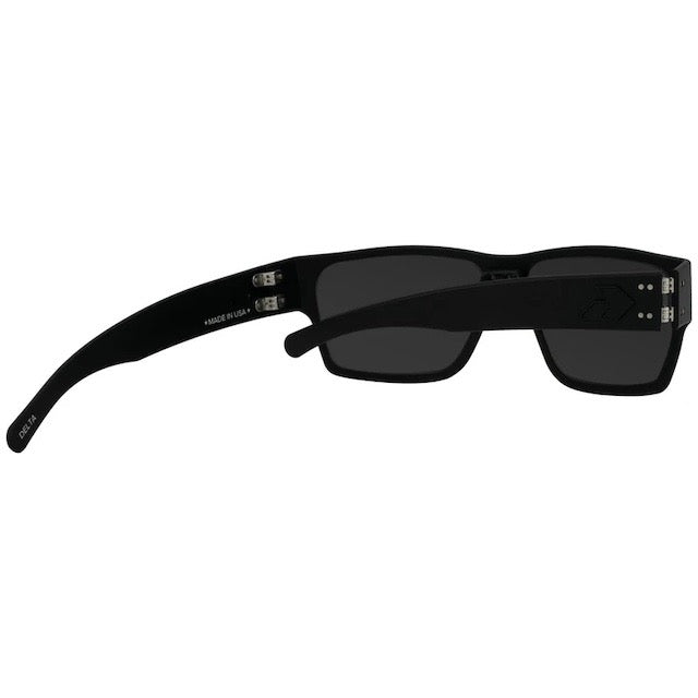 GATORZ DELTA Smoke Polarized Lens Blackout [GDELMTBLK01PMBP]