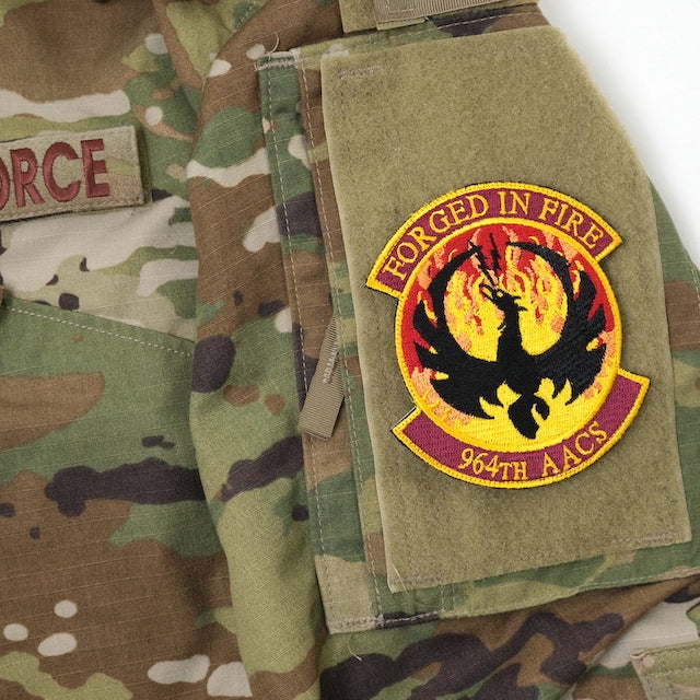 Military Patch（ミリタリーパッチ）964th AACS FORGED IN FIRE パッチ [2種][フルカラー][OCP] [フック付き]【レターパックプラス対応】【レターパックライト対応】