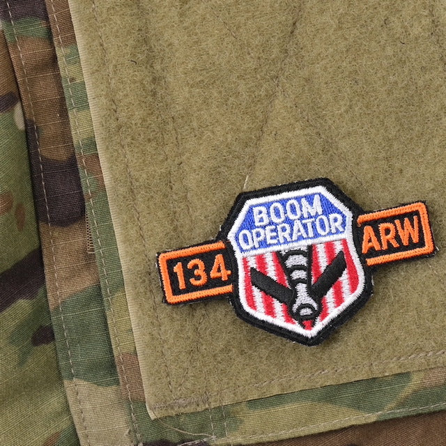 Military Patch（ミリタリーパッチ）BOOM OPERATOR ミニパッチ 134 ARW [フック付き]【レターパックプラス対応】【レターパックライト対応】