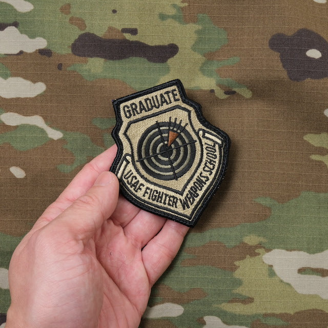 Military Patch（ミリタリーパッチ）GRADUATE USAF FIGHTER WEAPONS SCHOOL パッチ  [3色][フック付き]【レターパックプラス対応】【レターパックライト対応】