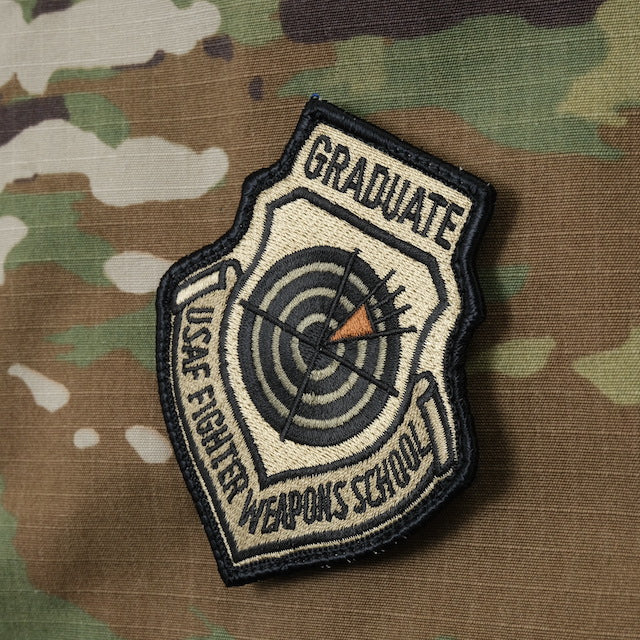 Military Patch（ミリタリーパッチ）GRADUATE USAF FIGHTER WEAPONS SCHOOL パッチ [3色][フック付き]【レターパックプラス対応】【レターパックライト対応】