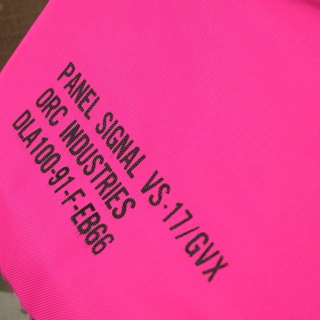 US (US military release product) signal panel [VS-17/GVX] [High Visibility Pink&amp;High Visibility Orange] [Letter Pack Plus compatible]
