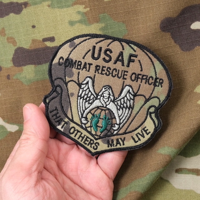 Military Patch（ミリタリーパッチ）USAF COMBAT RESCUE OFFICER ジョリーグリーン OCP生地  [フック付き]【レターパックプラス対応】【レターパックライト対応】