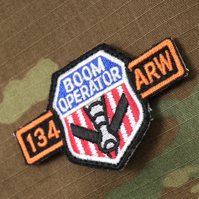 Military Patch（ミリタリーパッチ）BOOM OPERATOR ミニパッチ 134 ARW [フック付き]【レターパックプラス対応】【レターパックライト対応】