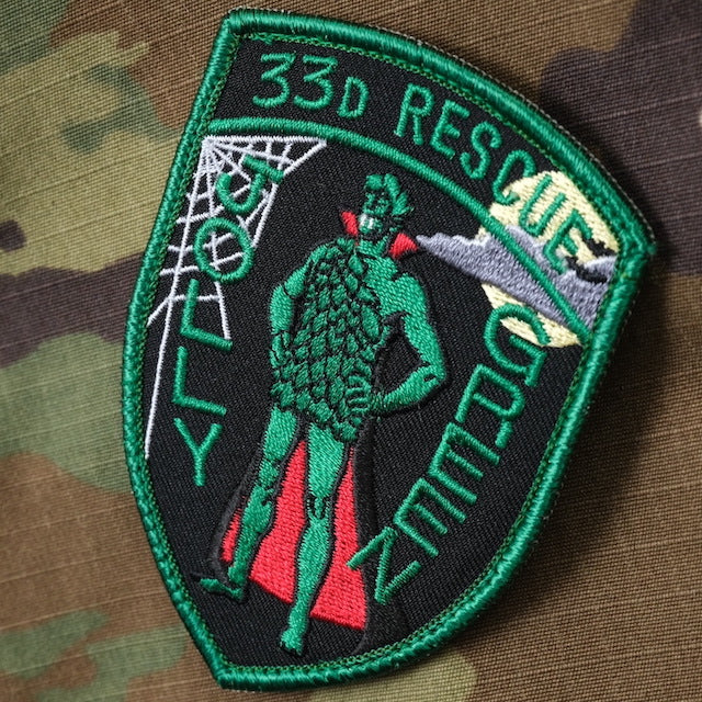Military Patch（ミリタリーパッチ）33D RESCUE シールド型 NVG 2021 ドラキュラ [フック付き]【レターパックプラス対応】【レターパックライト対応】