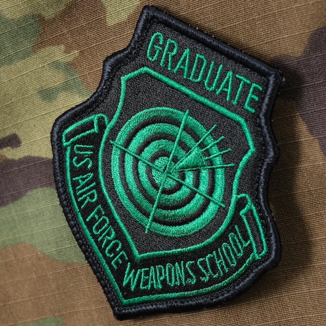 Military Patch（ミリタリーパッチ）GRADUATE USAF FIGHTER WEAPONS SCHOOL パッチ [3色][フック付き]【レターパックプラス対応】【レターパックライト対応】