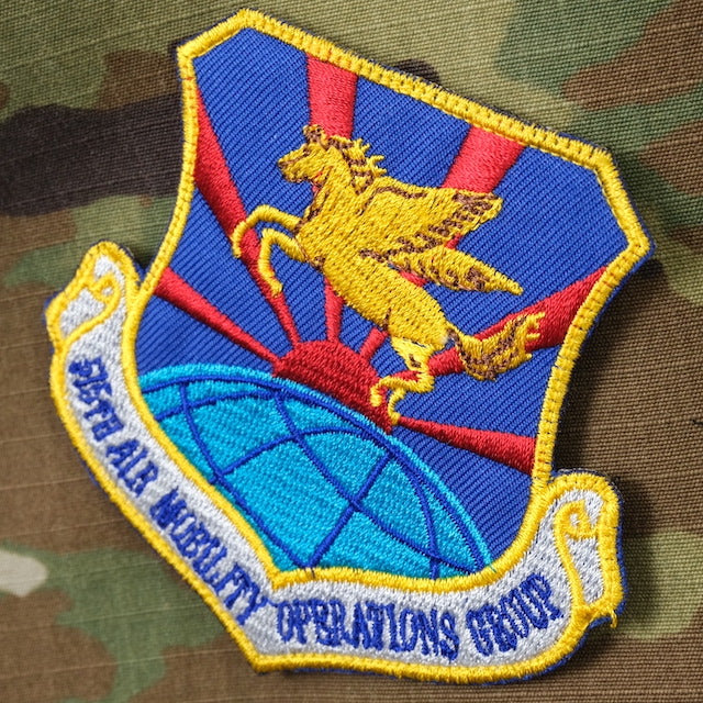 Military Patch（ミリタリーパッチ）515TH AIR MOBILITY OPERATIONS GROUP [フック付き]【レターパックプラス対応】【レターパックライト対応】