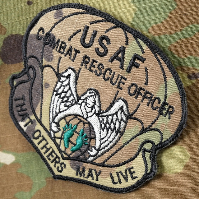 Military Patch（ミリタリーパッチ）USAF COMBAT RESCUE OFFICER ジョリーグリーン OCP生地  [フック付き]【レターパックプラス対応】【レターパックライト対応】