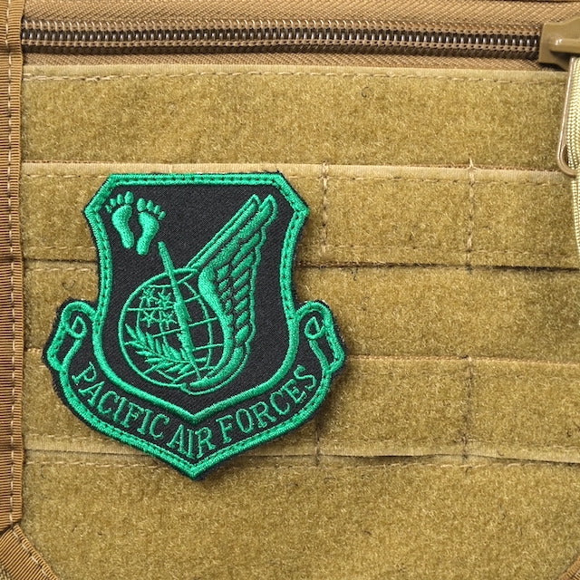 Military Patch（ミリタリーパッチ）PACIFIC AIR FORCE ジョリーグリーン NVG 2021 [フック付き]【レターパックプラス対応】【レターパックライト対応】