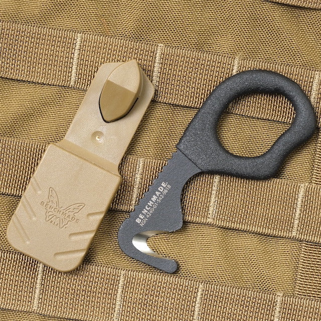 US (U.S. military release product) BENCHMADE strap cutter [Coyote] [7 HOOK PERSONAL SAFETY CUTTERS] [Letter Pack Plus compatible] [Letter Pack Light compatible]