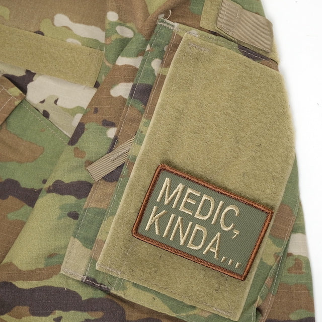 Military Patch MEDIC KINDA... Patch [2 colors] [With hook] [Compatible with Letter Pack Plus] [Compatible with Letter Pack Light]