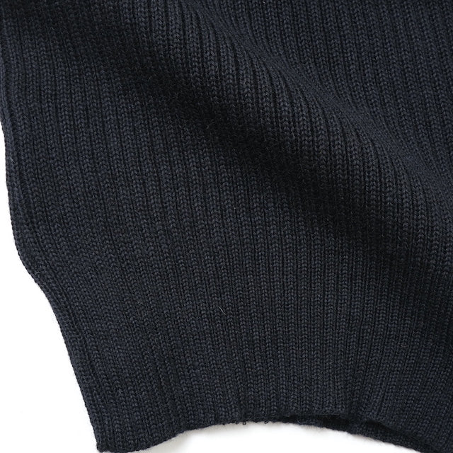 KEMPTON（ケンプトン）Woolly Pully クルーネックセーター [ブラック]