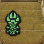 Military Patch（ミリタリーパッチ）K-9 Skull and Crossbones パッチ [フック付き]【レターパックプラス対応】【レターパックライト対応】