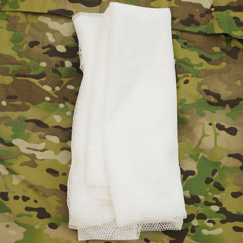 US (U.S. military release product) Individual Camo Net [Snow White Pattern] [Personal Portable Camouflage Net]